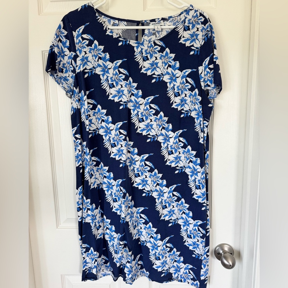Old Navy Blue and White Floral Shift Dress